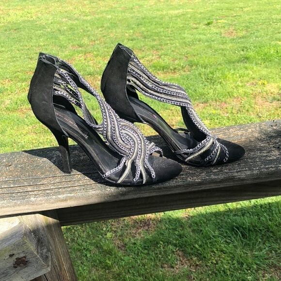 ⬇️Steve Madden Heels - Picture 3 of 6